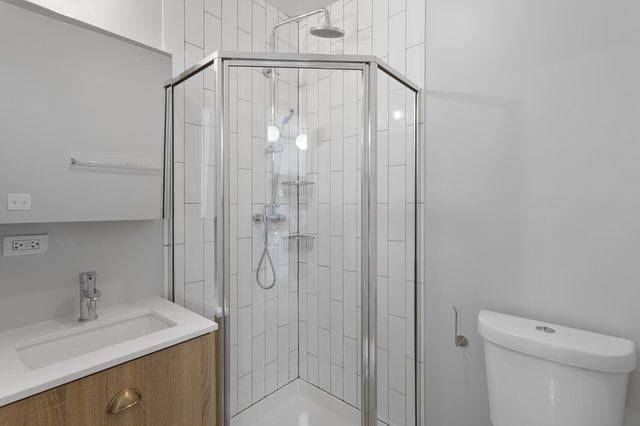 6019 N Winthrop Avenue 211, Chicago, IL 60660