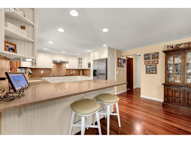 5407 Ne SALMON CREEK St, Vancouver, WA 98686