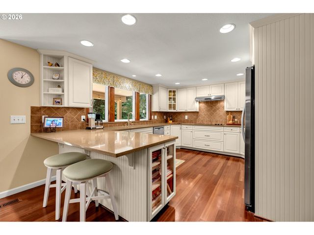 5407 Ne SALMON CREEK St, Vancouver, WA 98686