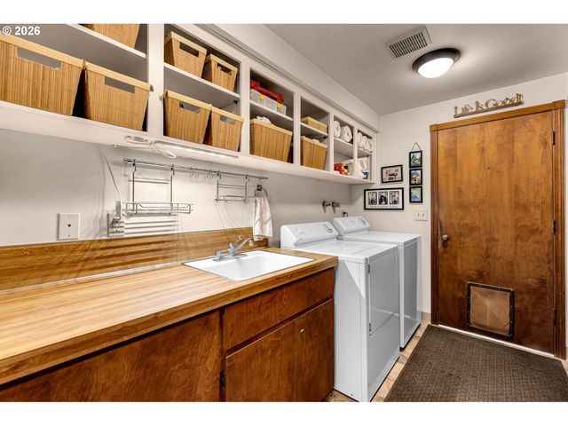 5407 Ne SALMON CREEK St, Vancouver, WA 98686