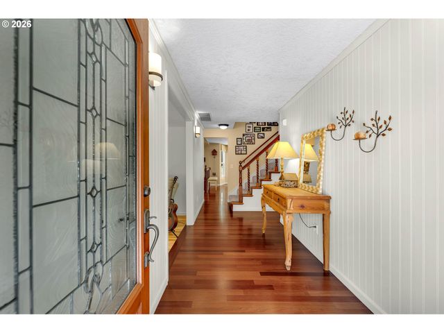 5407 Ne SALMON CREEK St, Vancouver, WA 98686