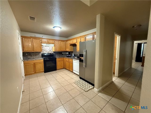 1900 Elms Run Court, Killeen, TX 76542