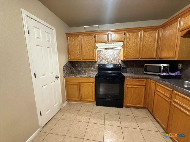 1900 Elms Run Court, Killeen, TX 76542