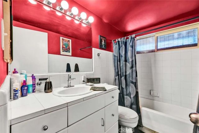 205 S Flower, Orange, CA 92868