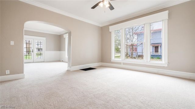 958 Forest Avenue, Zanesville, OH 43701