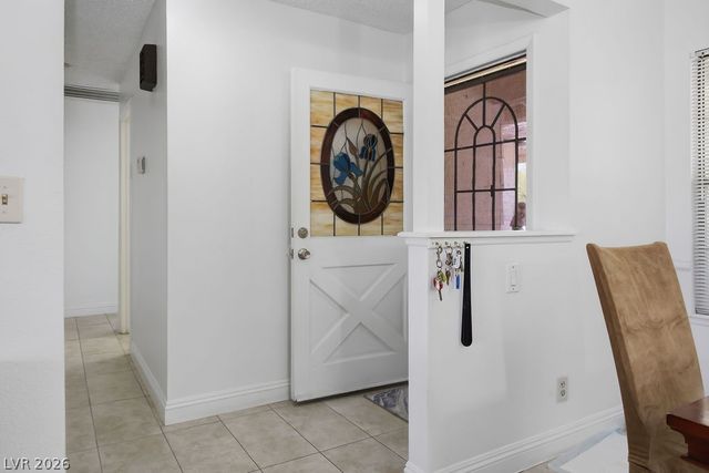 2424 La Luna Drive, Henderson, NV 89014