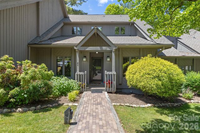 84 Fairway Villas Drive, Sapphire, NC 28774