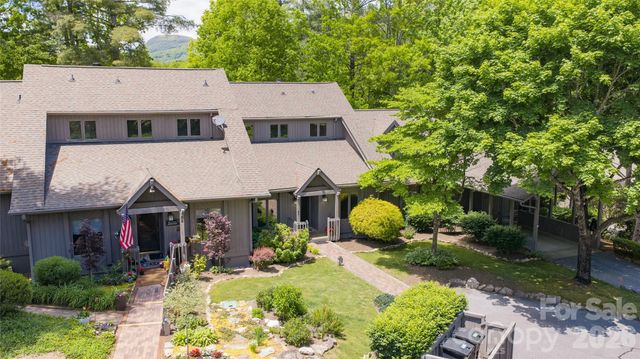 84 Fairway Villas Drive, Sapphire, NC 28774