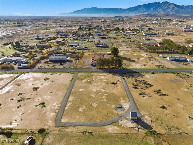 4170 West Medicine Man Road, Pahrump, NV 89048