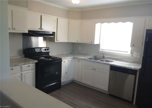 4204 Queen Beth Drive, Greensboro, NC 27405