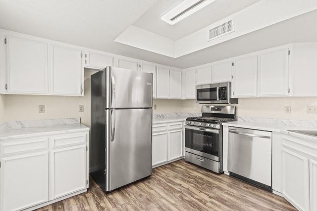 1861 SONOMA Place, El Paso, TX 79936