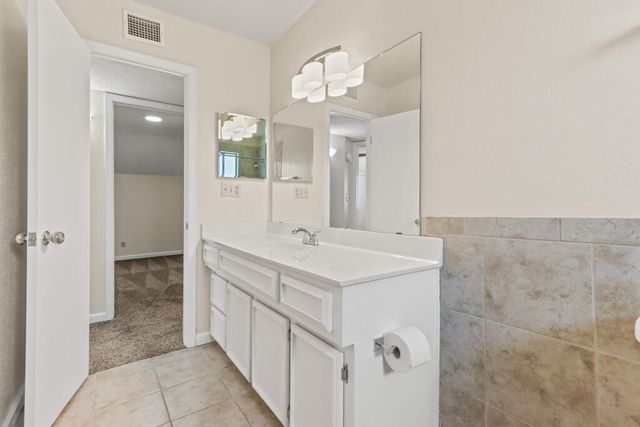 1861 SONOMA Place, El Paso, TX 79936