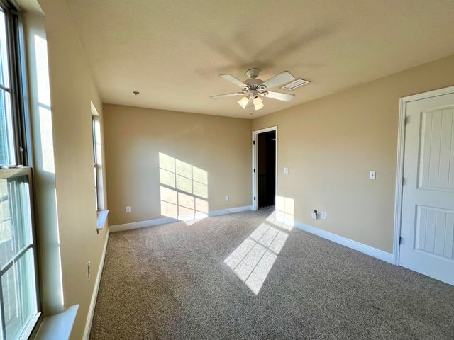 68 Hemingway Lane, Freeport, FL 32439