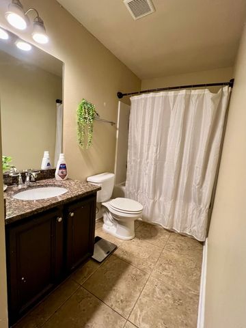 68 Hemingway Lane, Freeport, FL 32439