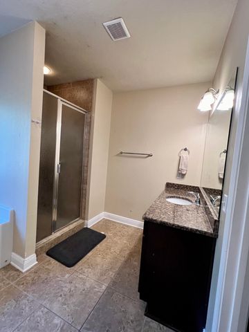 68 Hemingway Lane, Freeport, FL 32439