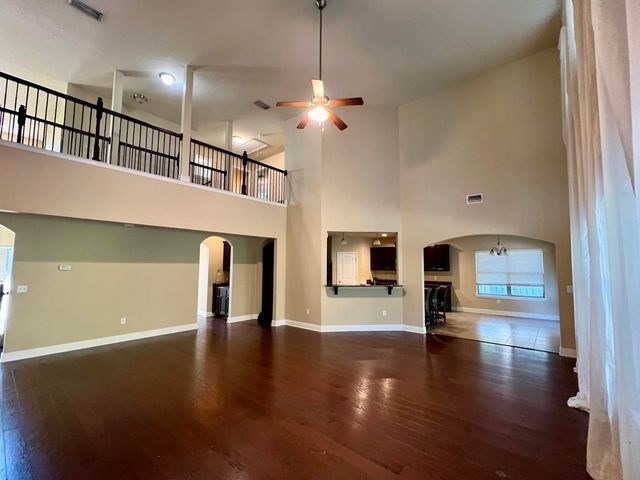 68 Hemingway Lane, Freeport, FL 32439
