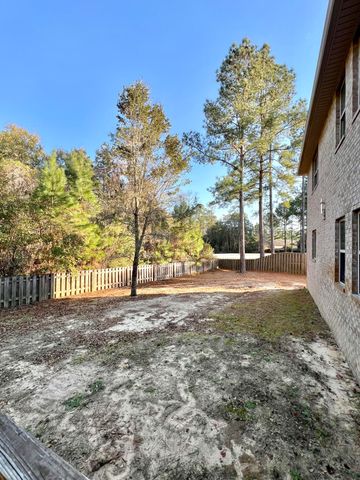 68 Hemingway Lane, Freeport, FL 32439