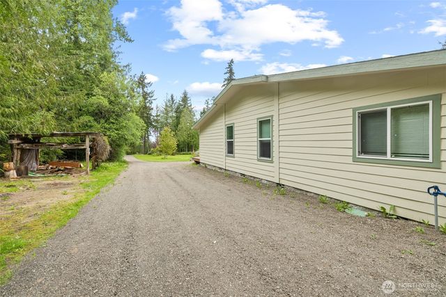 434 John Jacobs Road, Port Angeles, WA 98362
