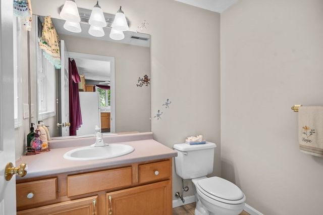 78 Eagle Dr 78, Tewksbury, MA 01876
