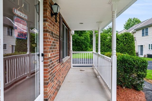 78 Eagle Dr 78, Tewksbury, MA 01876