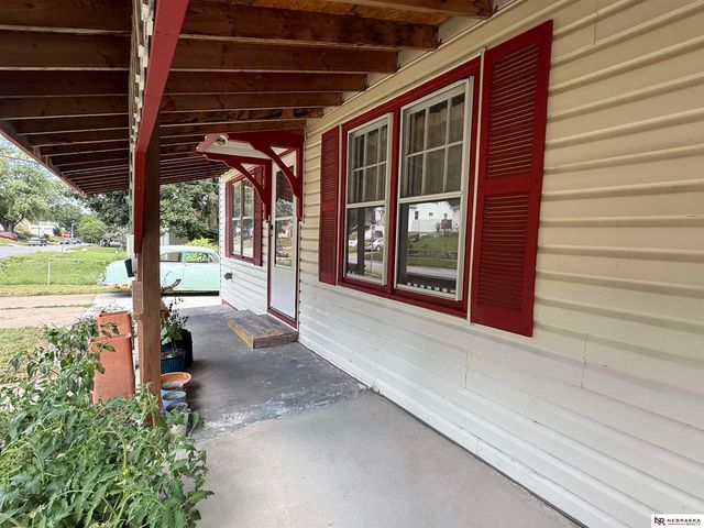 3403 N 63rd Street, Omaha, NE 68104