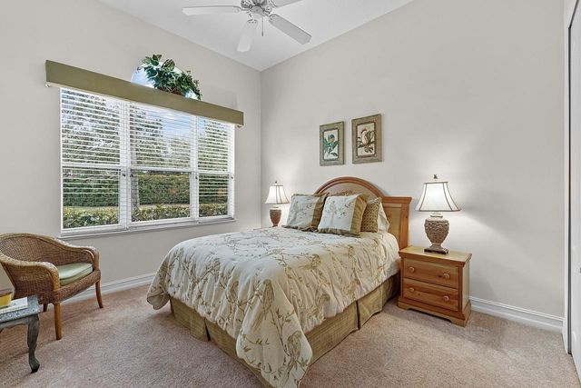 1274 River Reach Drive, Vero Beach, FL 32967