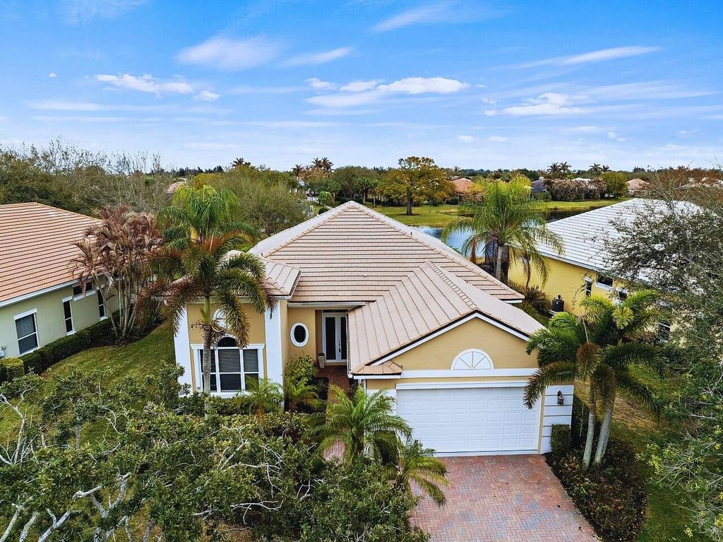 1274 River Reach Drive, Vero Beach, FL 32967