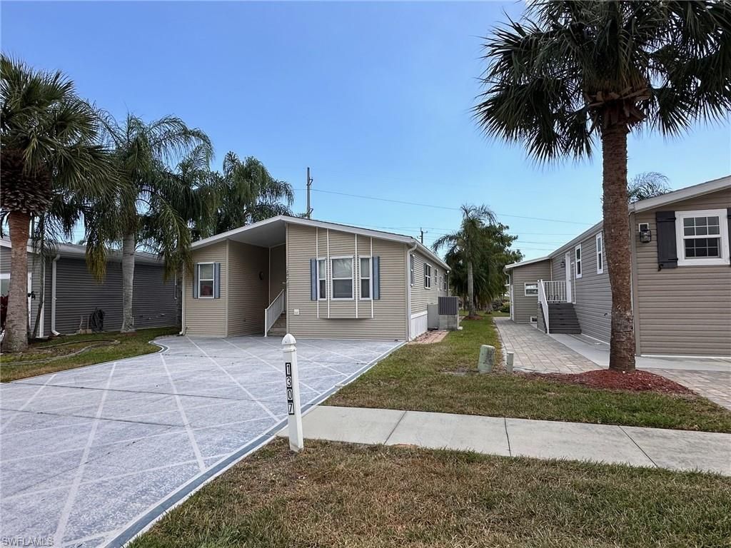 1307 Silver Lakes BLVD, NAPLES, FL 34114 — photo 2