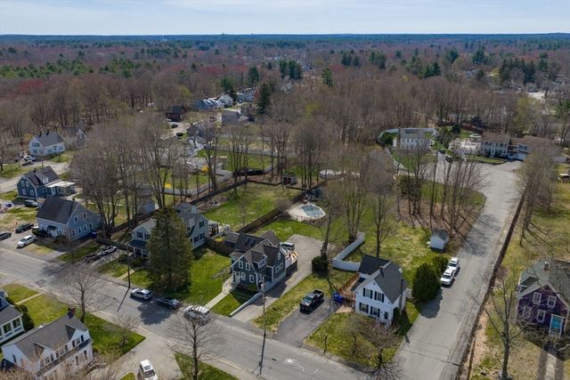 215 Vernon St, Rockland, MA 02370