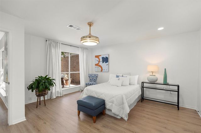 2019 Wilcrest Drive, Houston, TX 77042