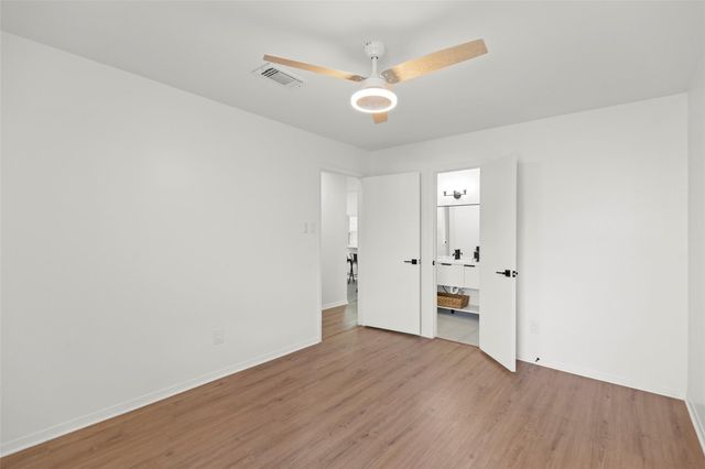 2019 Wilcrest Drive, Houston, TX 77042