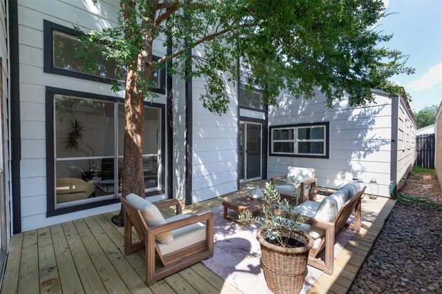 2019 Wilcrest Drive, Houston, TX 77042
