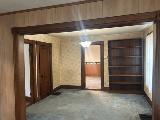 35 Jefferson Street, Westfield, MA 01095