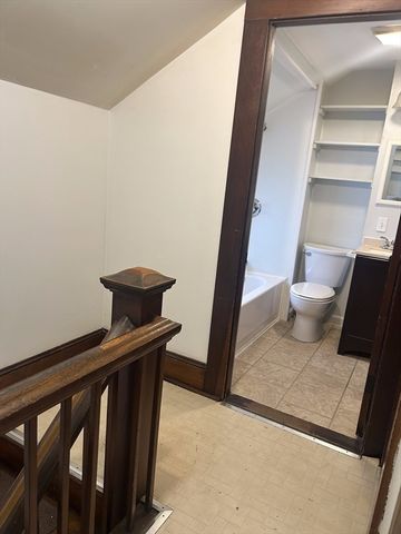 35 Jefferson Street, Westfield, MA 01095