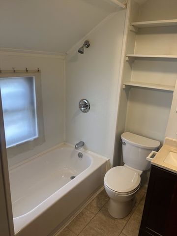 35 Jefferson Street, Westfield, MA 01095