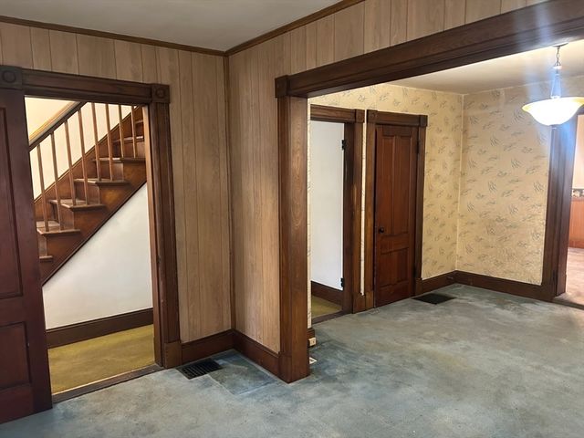 35 Jefferson Street, Westfield, MA 01095