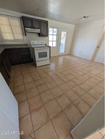 3302 E THUNDERBIRD Road, Phoenix, AZ 85032