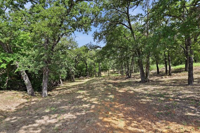 18 Royal Oaks Boulevard, Hickory Creek, TX 75065