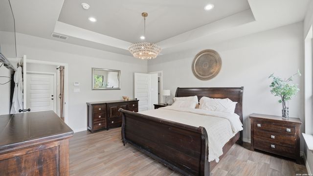 129 SENDERA XING, La Vernia, TX 78121