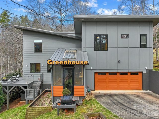 404 Amanda Drive, Mars Hill, NC 28754