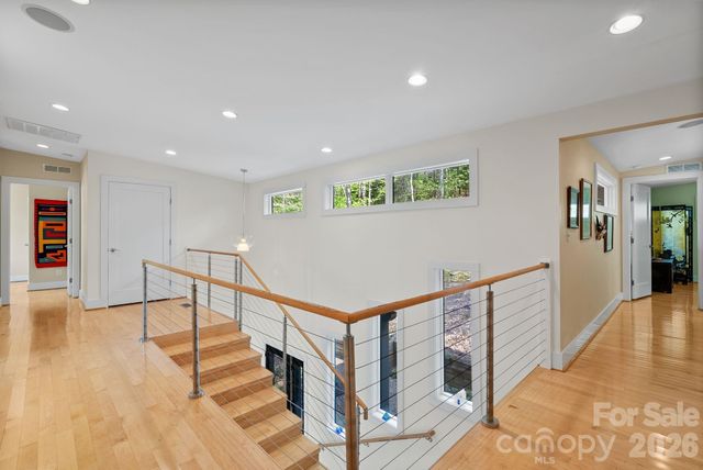 404 Amanda Drive, Mars Hill, NC 28754