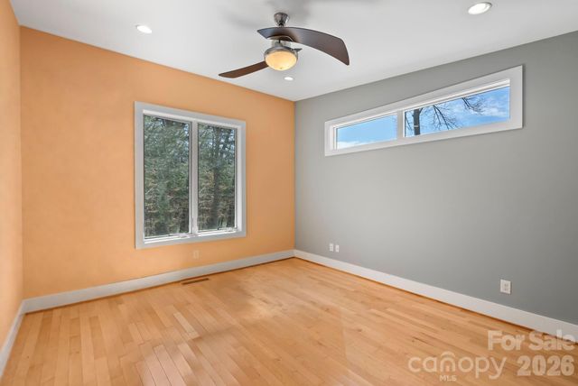 404 Amanda Drive, Mars Hill, NC 28754