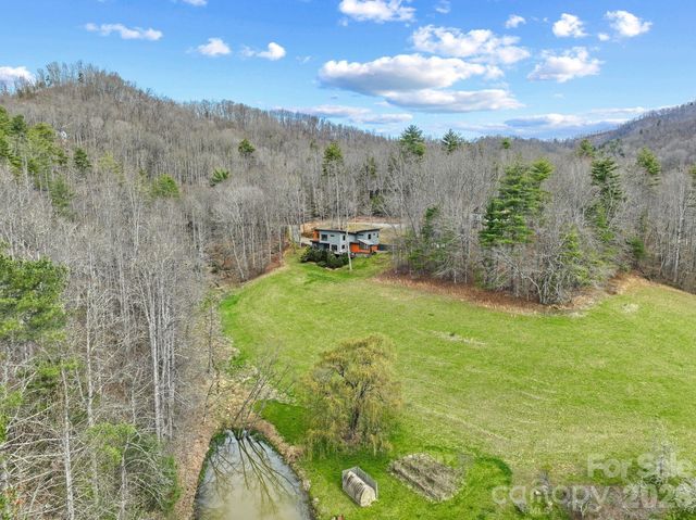 404 Amanda Drive, Mars Hill, NC 28754