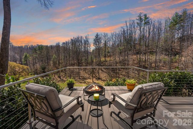 404 Amanda Drive, Mars Hill, NC 28754