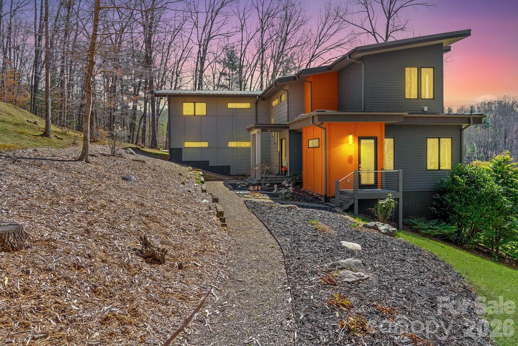 404 Amanda Drive, Mars Hill, NC 28754