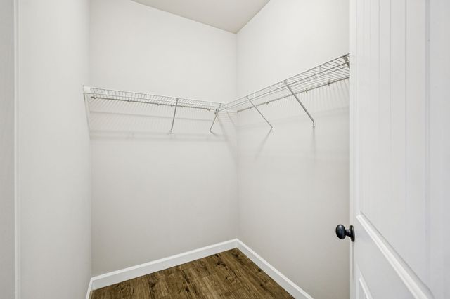 1040 Charlie Daniels Pkwy Apt 111, Mount Juliet, TN 37122