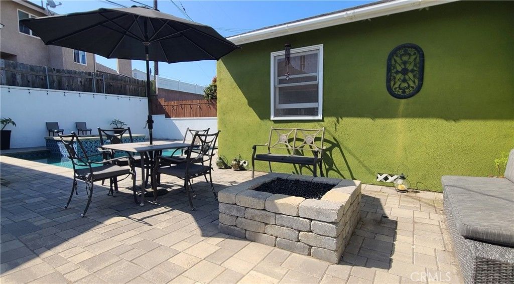 Image 7 of property listing at 4620 Talisman, Torrance, CA 90503