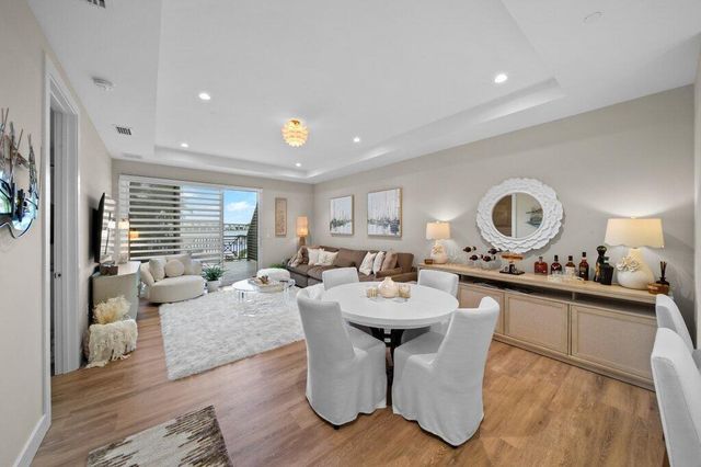 41 SW Seminole Street 205, Stuart, FL 34994