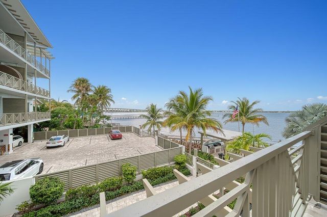 41 SW Seminole Street 205, Stuart, FL 34994