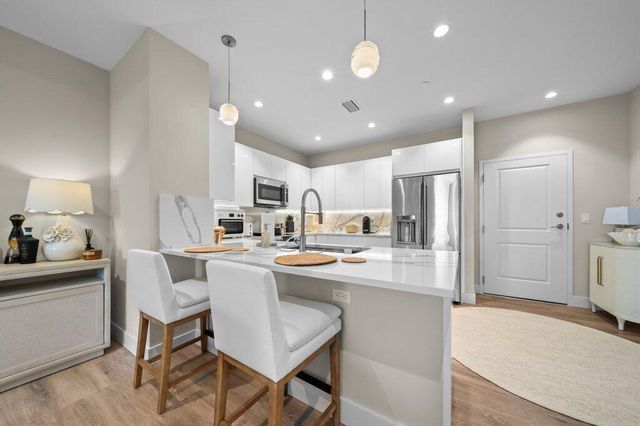 41 SW Seminole Street 205, Stuart, FL 34994